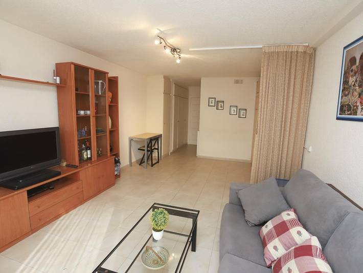 Gîte pour 4 personnes, avec terrasse et piscine à Salou - 2