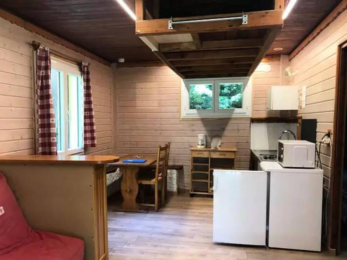 Camping Relais du Léman Pausado - Chalet 4 personnes - Chalet Cosy Small 3 Pièces 4 Personnes + Tv in Messery, Région de Thonon-les-Bains