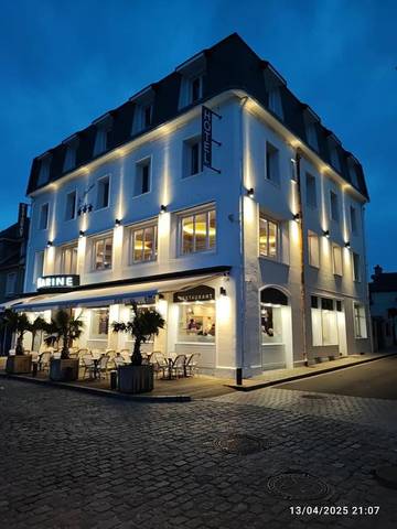 Hôtel pour 2 personnes, avec terrasse et vue à Port-en-Bessin-Huppain