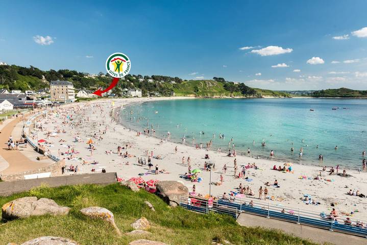Gîte pour 2 personnes, avec Terrasse et Jardin dans Plage Tresmeur