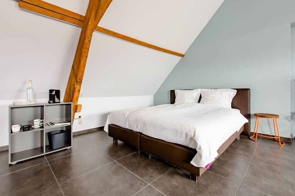 Xtra space Deluxe room 1st floor in Boezinge, Ieper