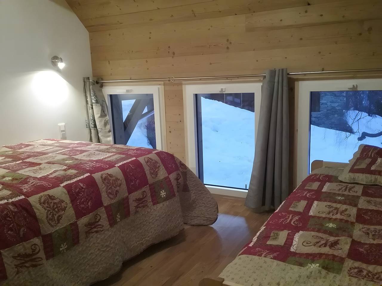 Ganze Wohnung, Ferienwohnung 'Breizh Chalet - 14 Personen' mit Bergblick, Privatterrasse und Wi-Fi in Saint-Colomban-des-Villards, Region Saint-Jean-de-Maurienne