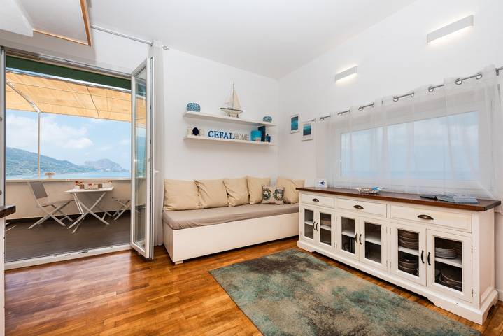 Entire apartment, Apartment 'Cefalhome - Kefahelion' with Sea View, Wi-Fi and Air Conditioning in Sant'Ambrogio, Cefalù (Municipality)