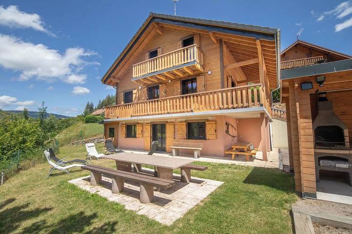 Maison pour 10 personnes, avec sauna et balcon à Cornimont
