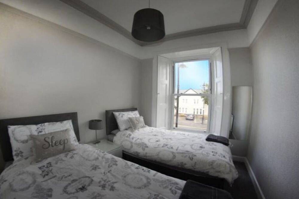 Ganze Wohnung, Ayr Beach View Apartment in Ayr, Firth Of Clyde