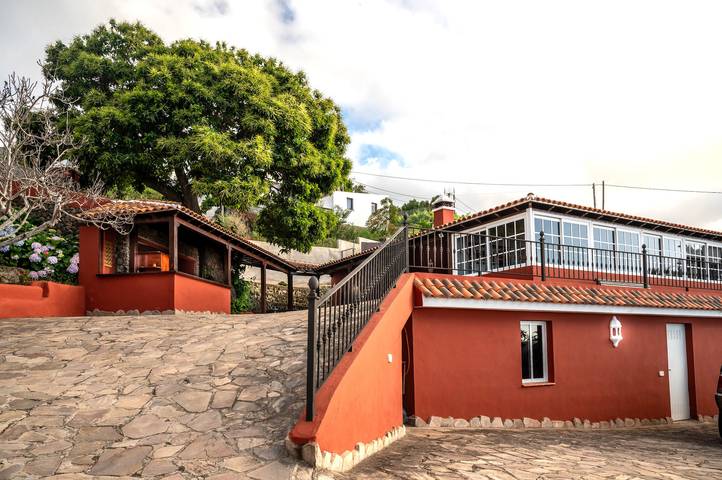 Casa rural para 5 personas, con Jacuzzi además de Terraza y Jardín en Icod de los Vinos - 4