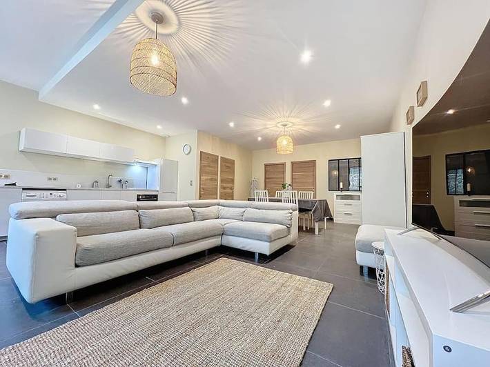 Location de vacances pour 4 personnes, avec vue et terrasse à Cénac - 2