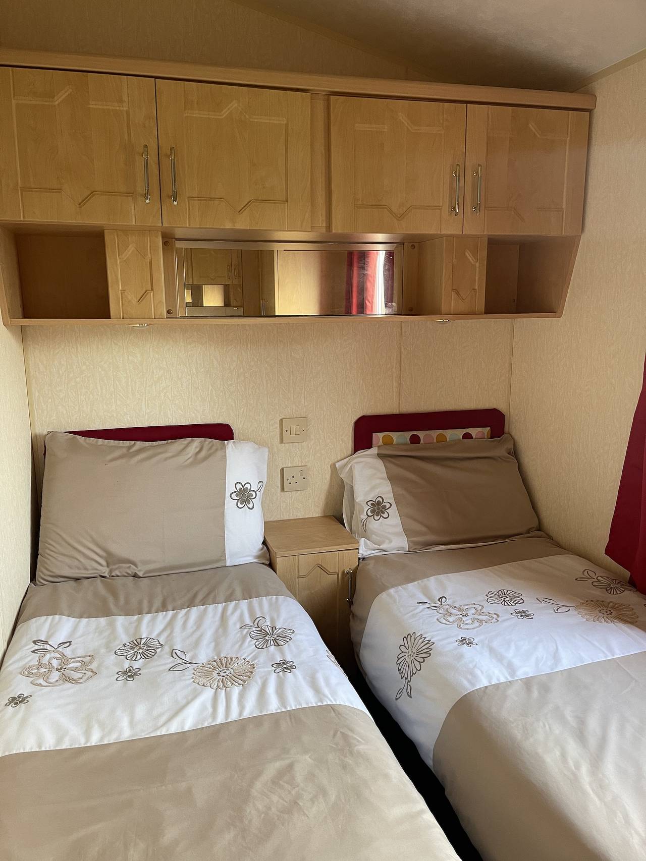 Immaculate 2-Bed Static Caravan at Monrieth in Monreith, Dumfries and Galloway