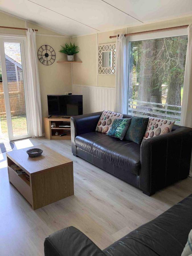 Location de vacances pour 3 personnes, avec vue ainsi que jardin et vue sur le lac à Faux-la-Montagne - 3