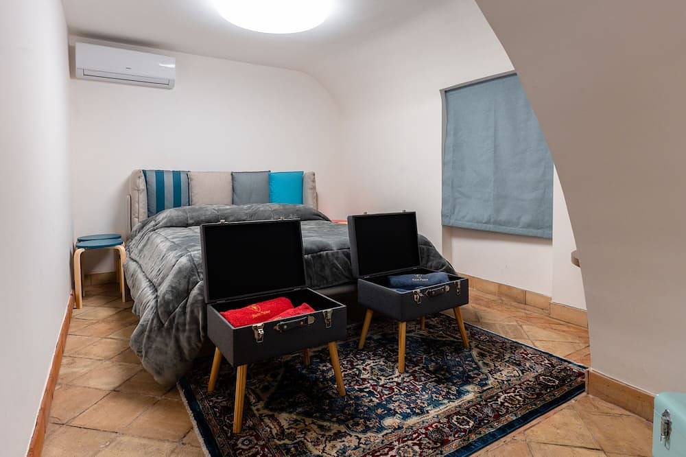 Entire apartment, Raciti Palace- Eolo in Acireale, Catania Province
