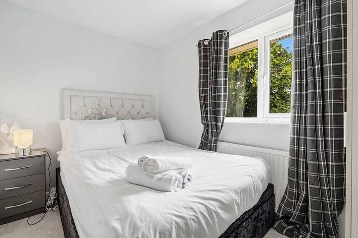 3bed house with garden and free parking in Aylesbury, Buckinghamshire