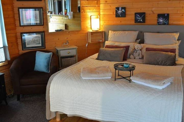 Gîte pour 2 personnes, avec sauna et jardin ainsi que terrasse et jacuzzi à Lussas - 2
