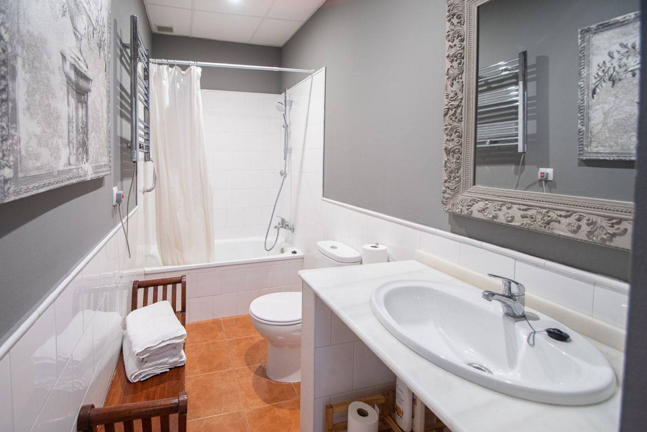 Appartamento intero, Kotinousa: Il Tuo Rifugio nel Cuore Storico di Cadice in Città vecchia di Cadice, Cadice