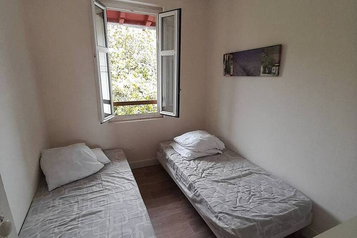 Gîte pour 4 personnes dans Plage du Miramar - 3