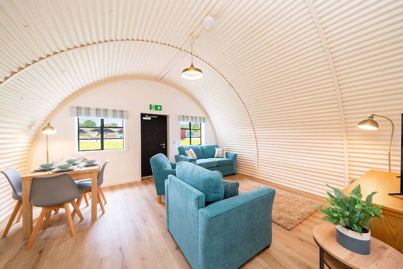 Ganzes Studio, Hut 34 at Cultybraggan Camp in Perthshire