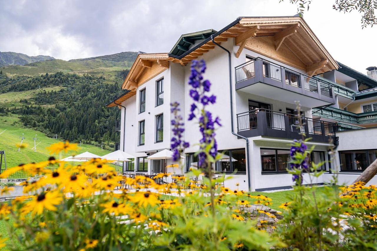 Berghotel Hochfügen in Tuxer Alpen, Hochfügen
