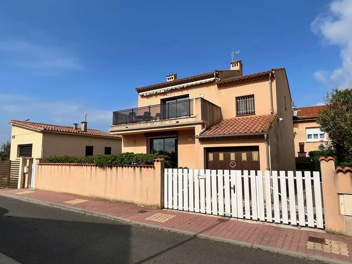 Apartamento de vacaciones para 10 personas, con balcón, Se admiten mascotas - 1