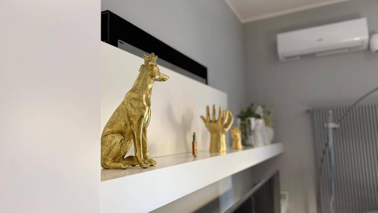 The Villa of Your Dreams - Private Heated Pool - 4 Bedrooms - 5 Bathrooms in Lecce, Provincia di Lecce