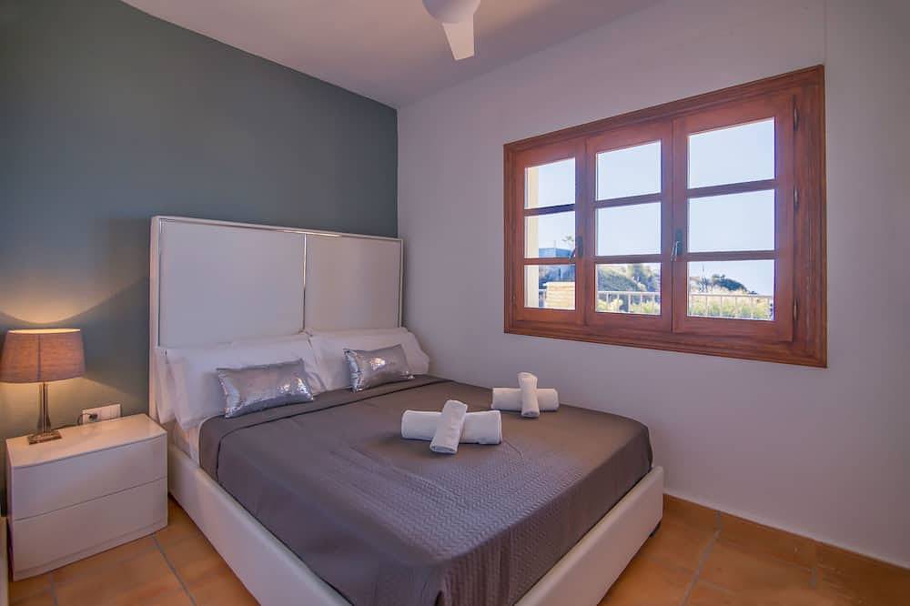Luxury Villa Christine sea View 6 bed 5 Bath in cala Piteres (el Campello), El Campello