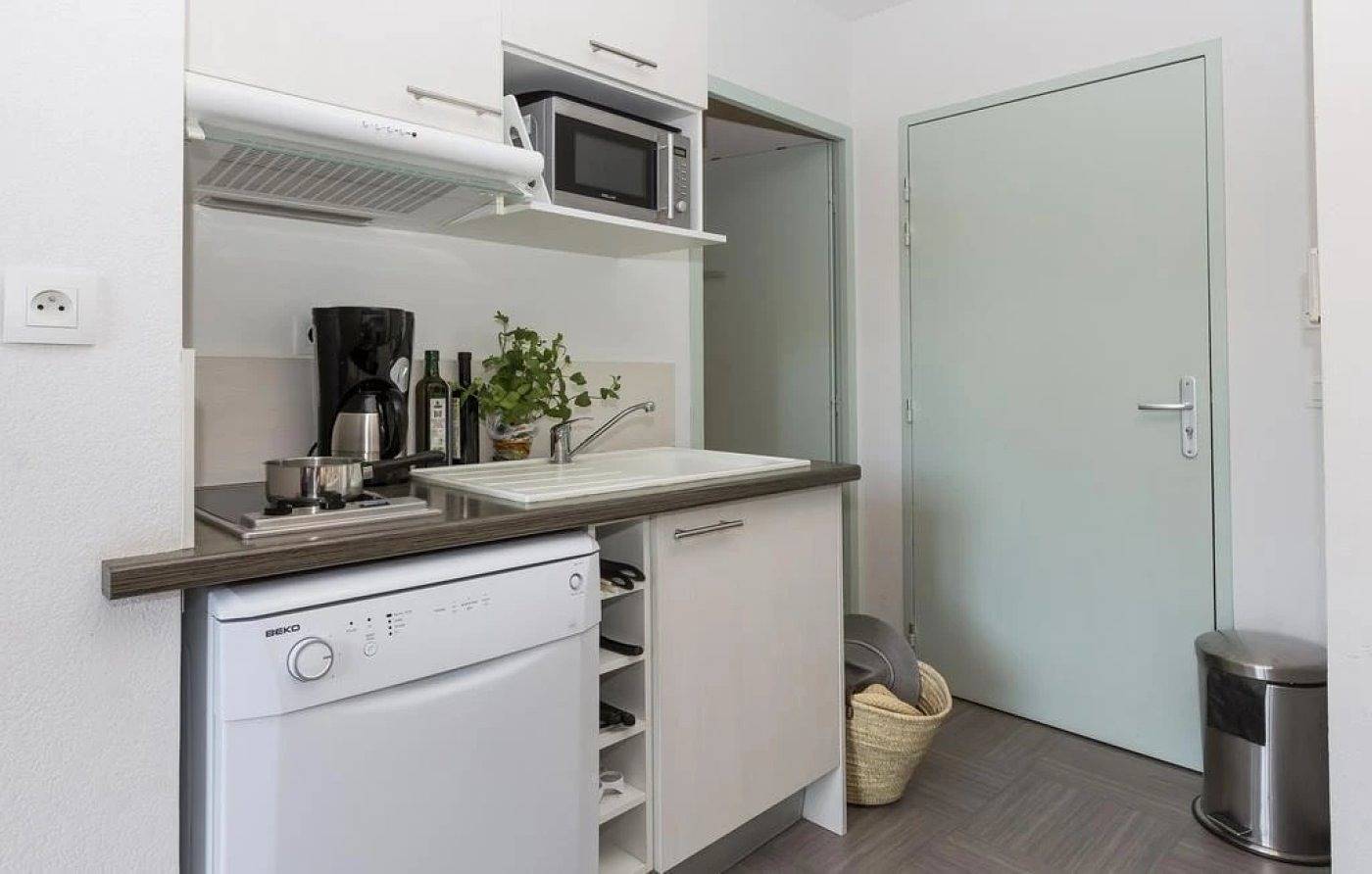 Apartamento entero, Appartement 3 étoiles - Piscine  - ccbgefa in Gréoux-les-Bains, Parc naturel régional du Verdon