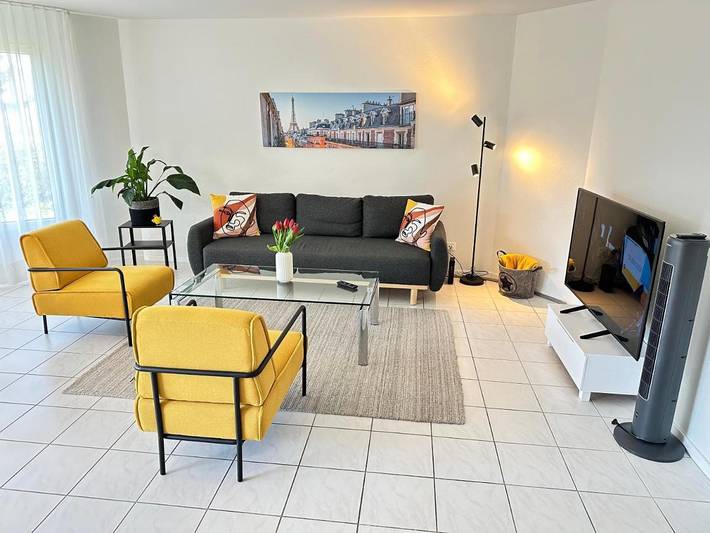 Ferienwohnung für 6 Personen, mit Terrasse und Garten sowie Ausblick