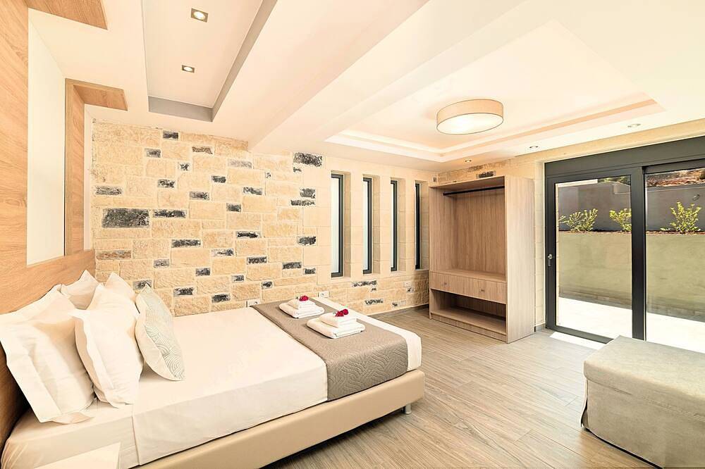 Moonlight Maxima Villa 2 Heated Pools 30 guests in Chania region