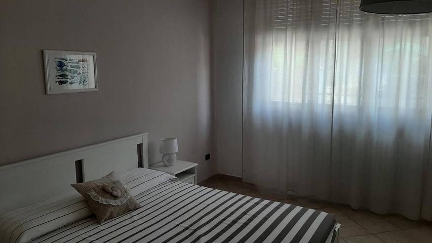 Gîte pour 4 personnes, avec terrasse, adapté aux familles à Roseto degli Abruzzi - 4