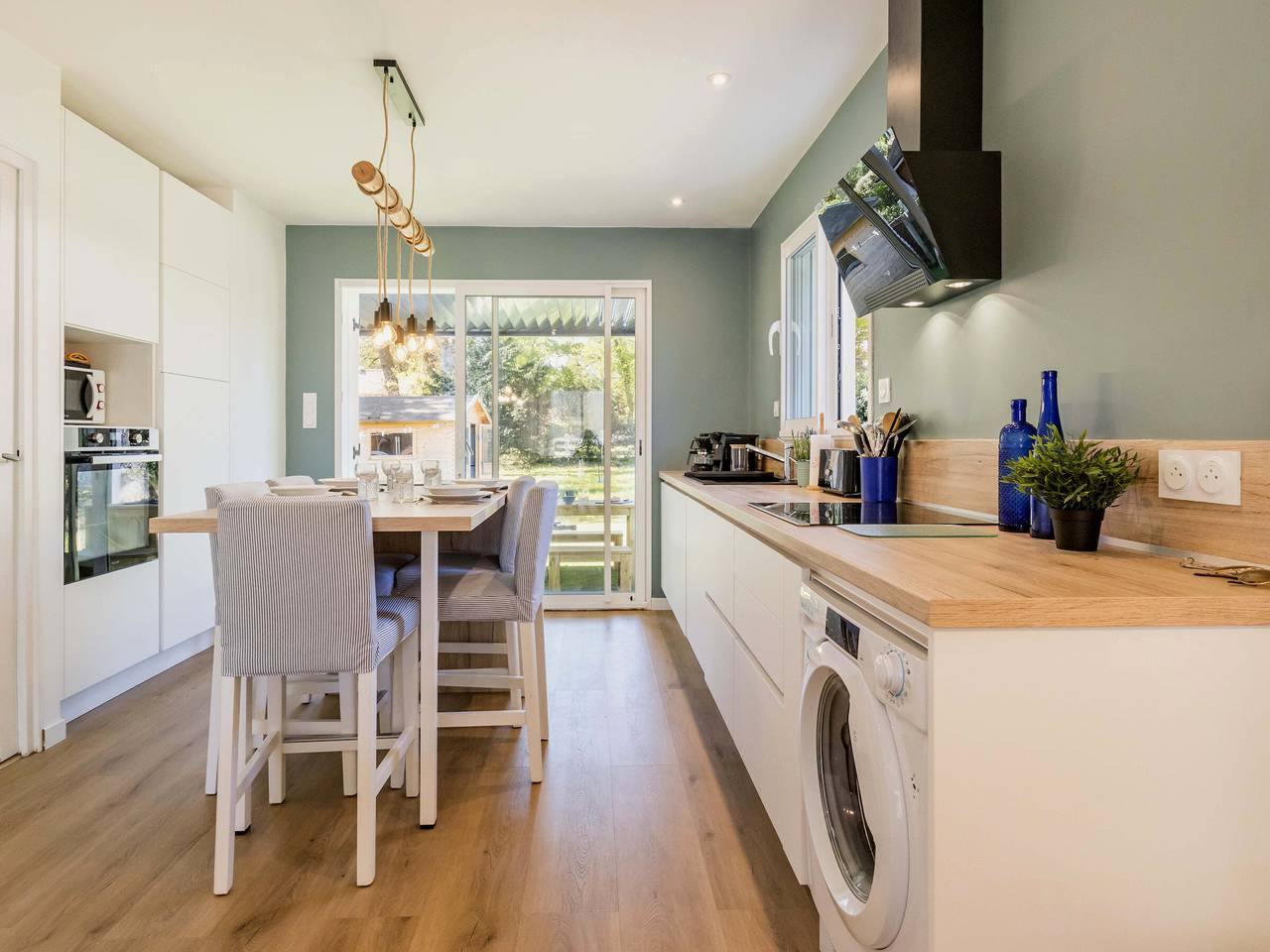 Maison rénovée 2023 à 300m de la mer avec terrasse, jardin clos, clim et wifi in Saint-Brévin l'Océan, Saint-Brevin-les-Pins