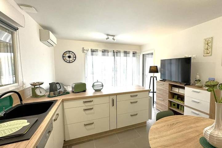 Location de vacances pour 2 personnes, avec Jardin à Caux-et-Sauzens