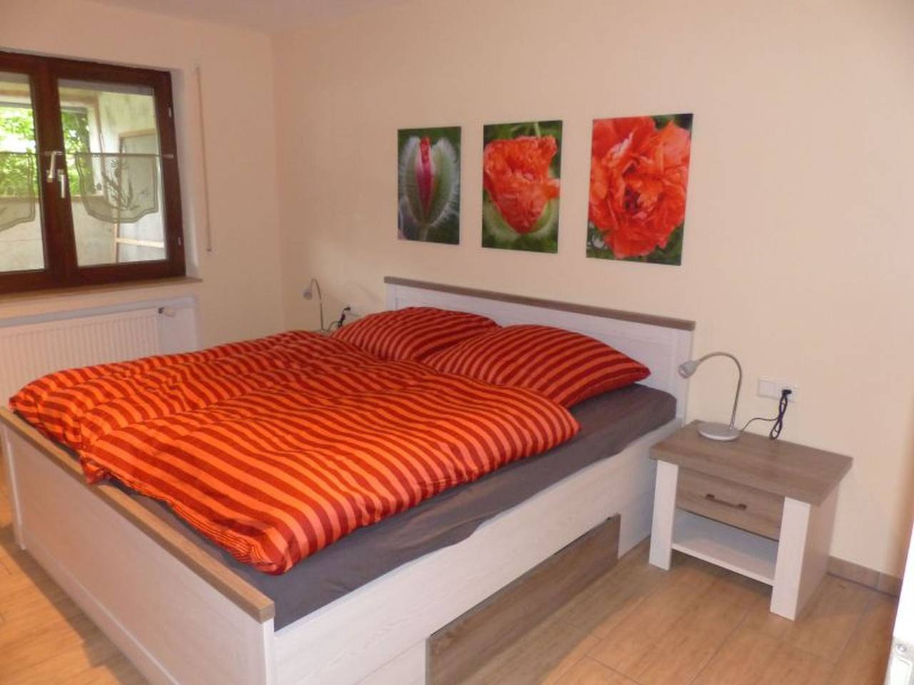 Ganze Ferienwohnung, Ferienwohnung Paula - Ferienwohnung Paula in Lichtenstein, Neckar-Alb
