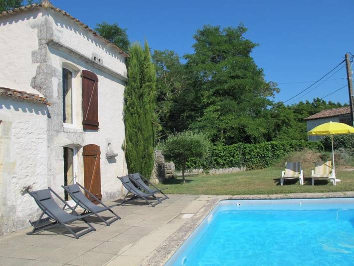 Location de vacances pour 18 personnes, avec piscine et jardin à Corme-Écluse - 3