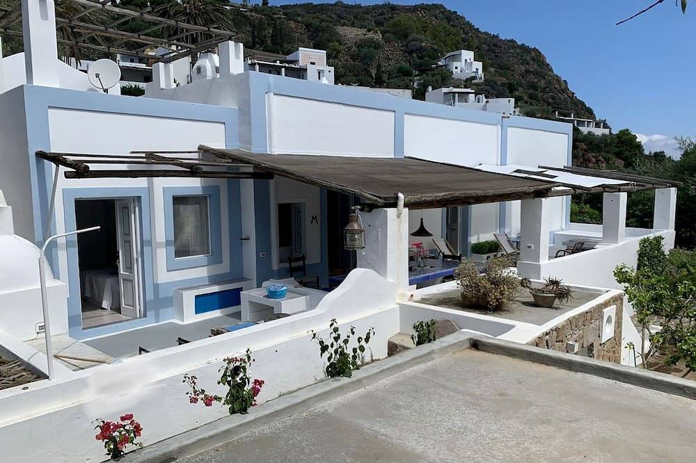 Beach House for 8 People in Aeolian Islands, Panarea