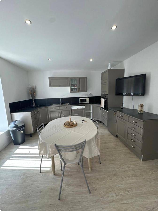 Gîte pour 6 personnes, avec Vue à Marseillette
