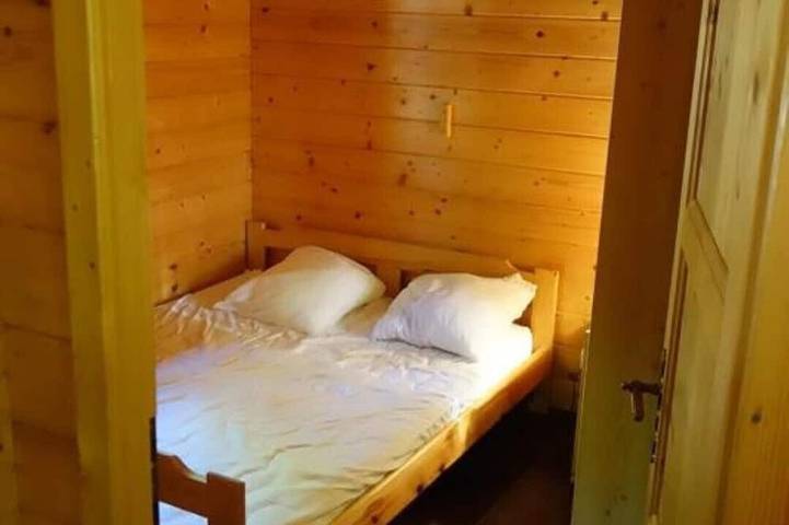 Gîte pour 4 personnes, avec Terrasse ainsi que Jardin et Piscine à Simiane-la-Rotonde - 2