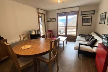 Gîte pour 5 personnes, avec balcon à Sers