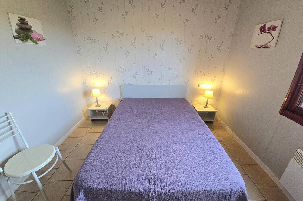Casa cómoda con jardín, terraza y Wifi cerca de Sarlat in Domme, Périgord Noir
