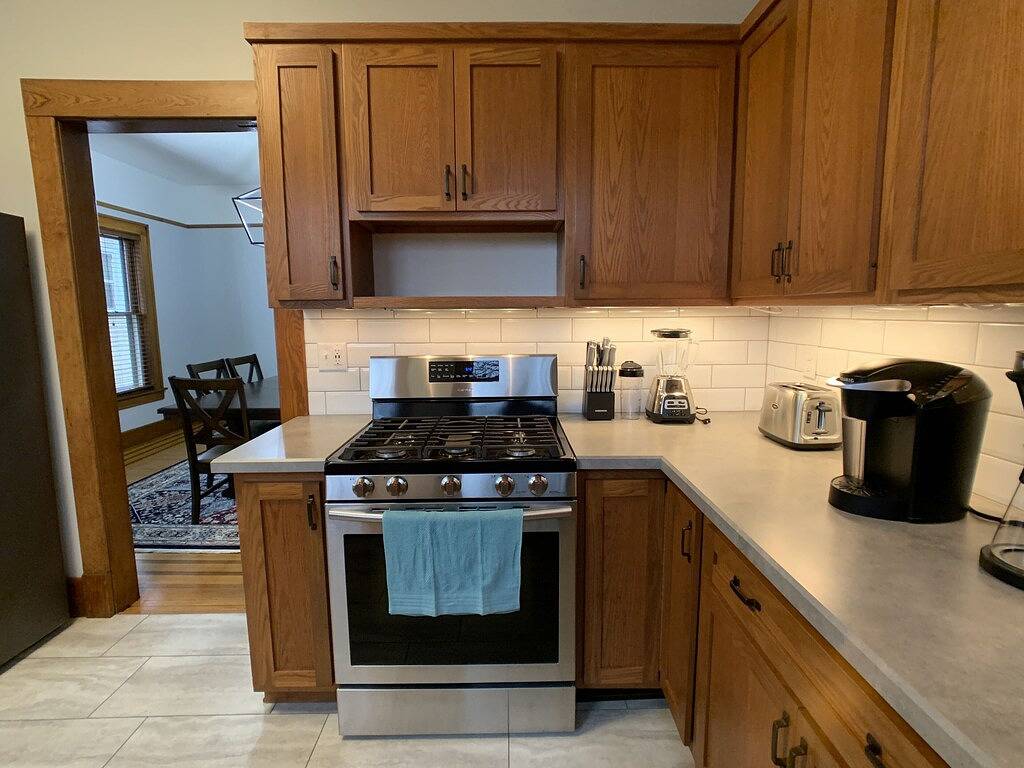 Außergewöhnliche neue Auflistung Decorah Craftsman Bungalow in Decorah, Winneshiek County