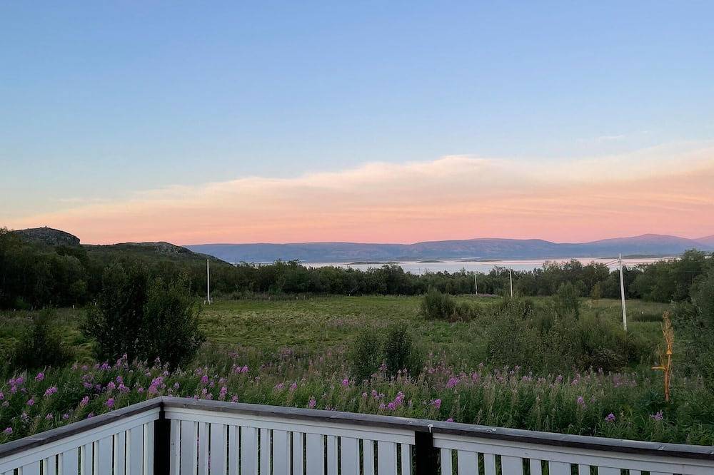 4 bedroom awesome home in Indre Billefjord in Porsanger