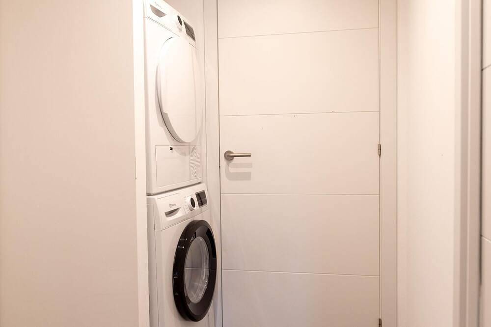 Apartamento entero, New Openning Frente playa Roc de Sant Gaietà in Roda de Bará, Costa Dorada