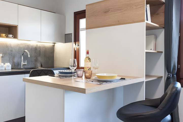 Hel lägenhet, Orosei [barrosu] air-conditioned studio apartment with free Wi-Fi in Orosei, Gulf of Orosei