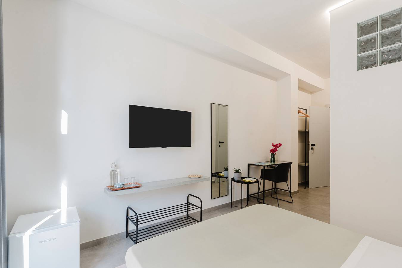 Stanza 'Levante' con Giardino Condiviso, Wi-Fi e Aria Condizionata in Marsala, Provincia di Trapani