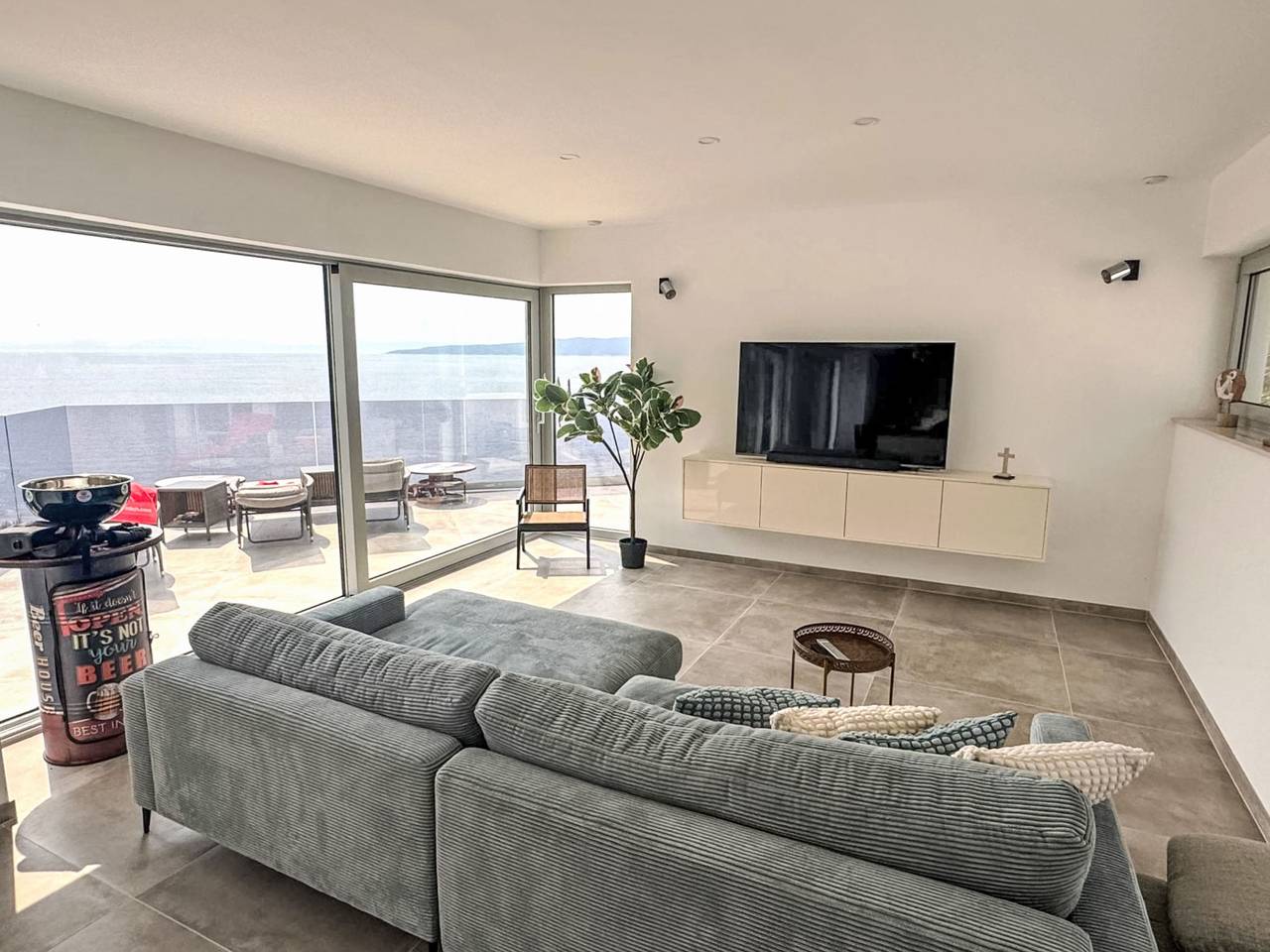 Sun in Pisak, Żupania splicko-dalmatyńska