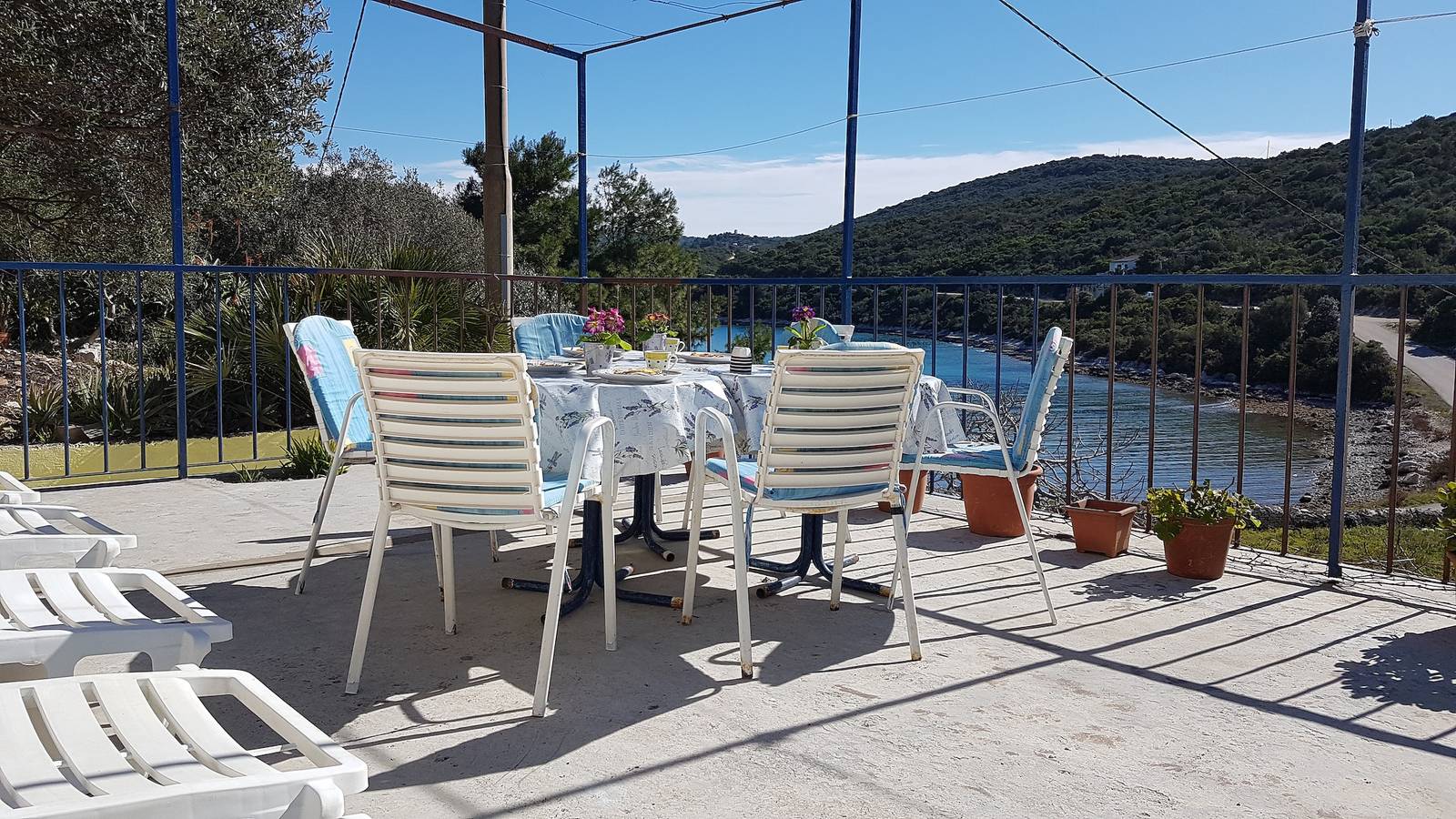 Three bedroom house near beach Cove Parja, Vis K-8892 in Vis (By), Split-Dalmatia