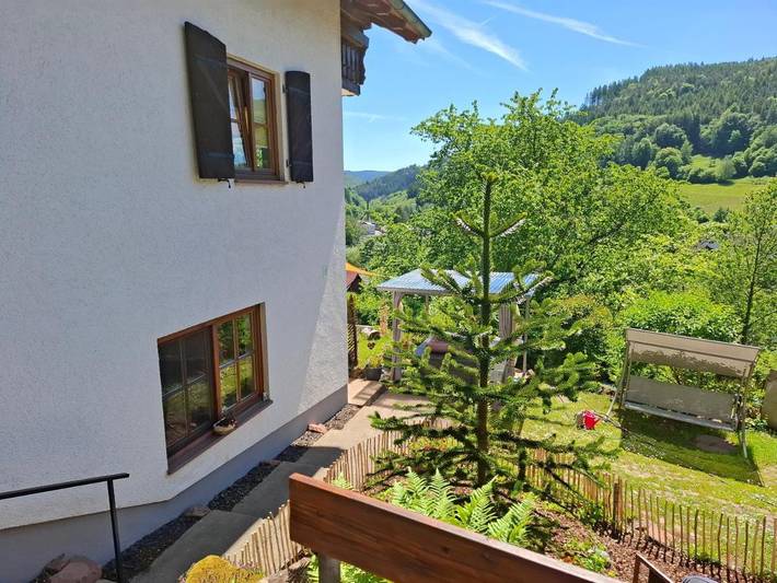 Ferienwohnung für 6 Personen, mit Whirlpool und Terrasse sowie Garten und Ausblick in Hirschhorn (Neckar)