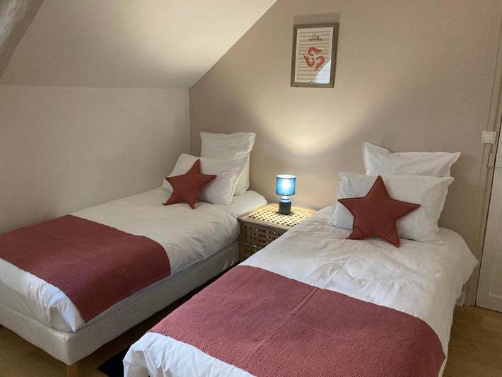 Location de vacances pour 6 personnes, avec jardin à Le Bourg-Dun - 3