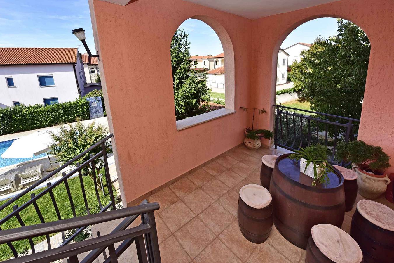 Gehele studio, Studio met zwembad en airconditioning  in Novigrad, Mareda