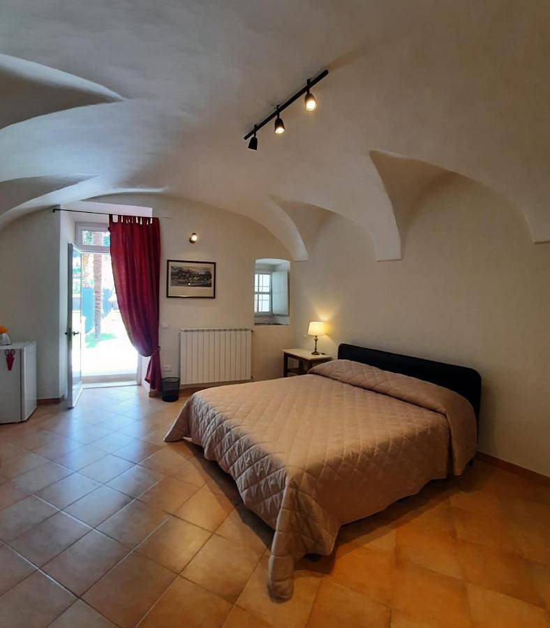 Appartement entier, Two-Bedroom Apartment with Terrace in Pontremoli, Parc national des Apennins toscans-émiliens