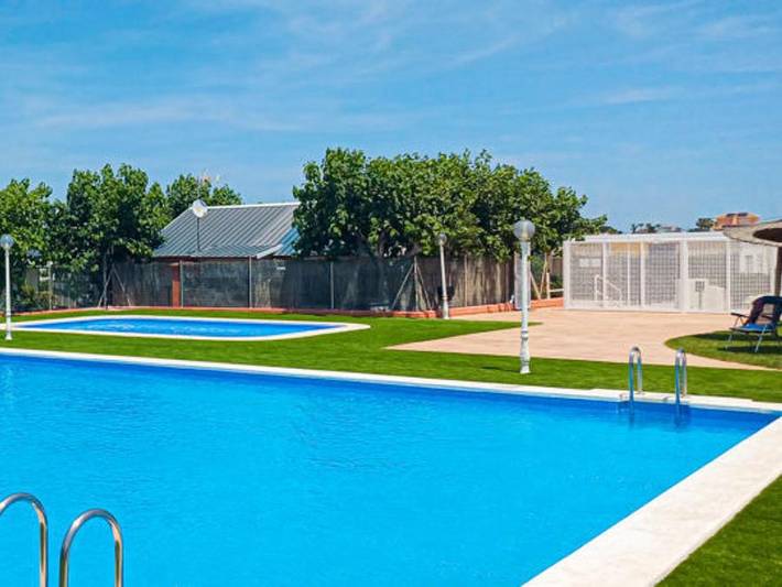 Camping for 6 personer, med Barnebasseng og Badebasseng i Spania