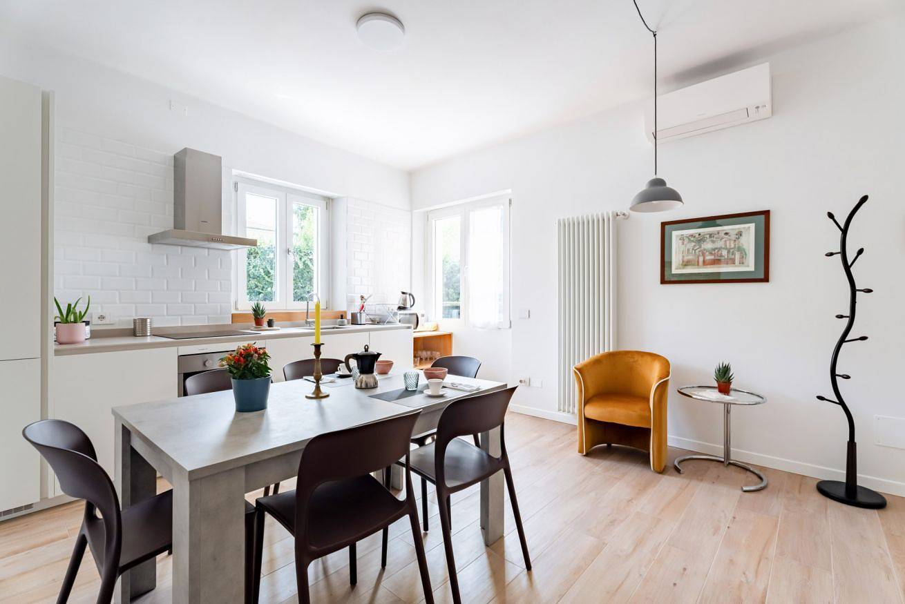 Appartement entier, San Zeno Modern Apartment near the centre! in Centro Storico, Vérone