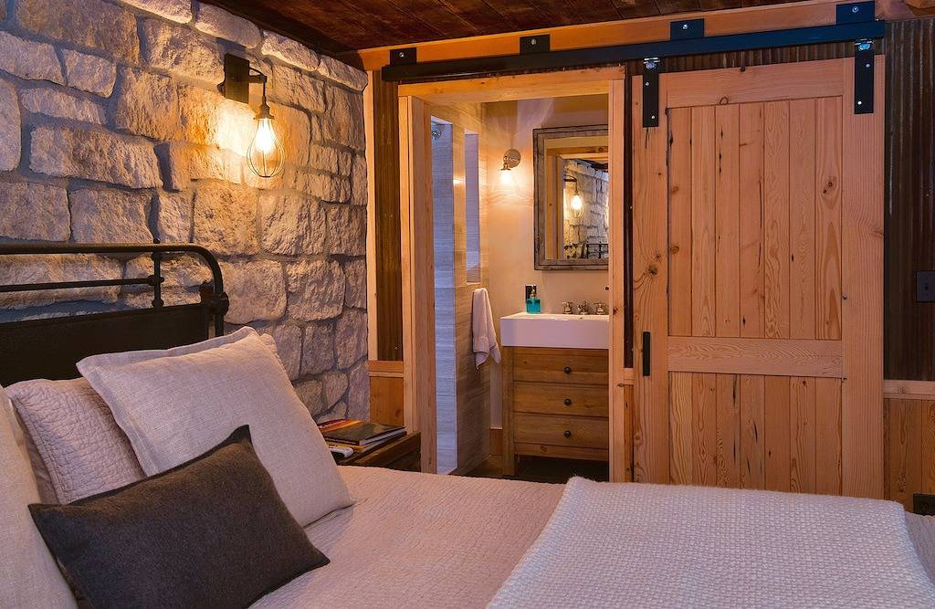 Ganze Wohnung, Luxus Bed & Bath Suite verfügbar ... in Riley County